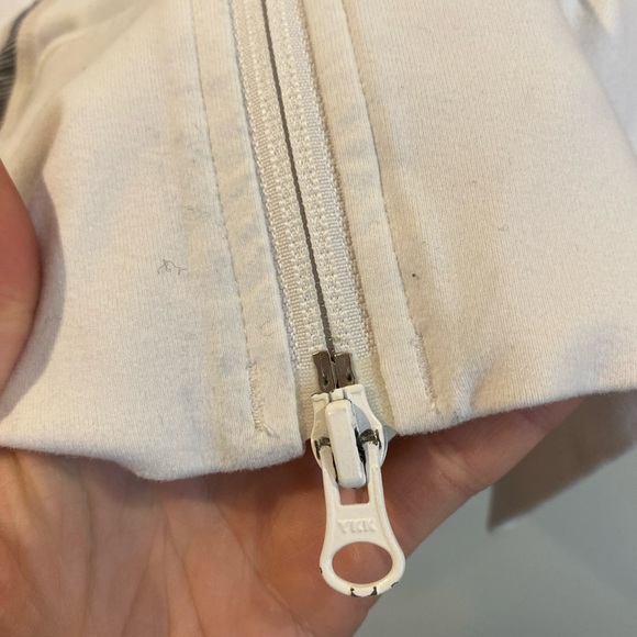 Lululemon In Stride Full Zip Jacket White Size 4 - Picture 3 of 6